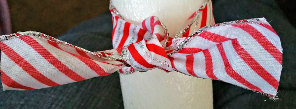 tie ribbon wreath
